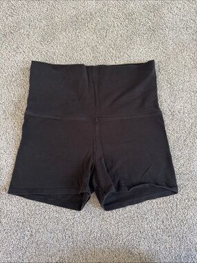 Pink Yoga Victoria’s Secret Black Yoga Shorts Size S